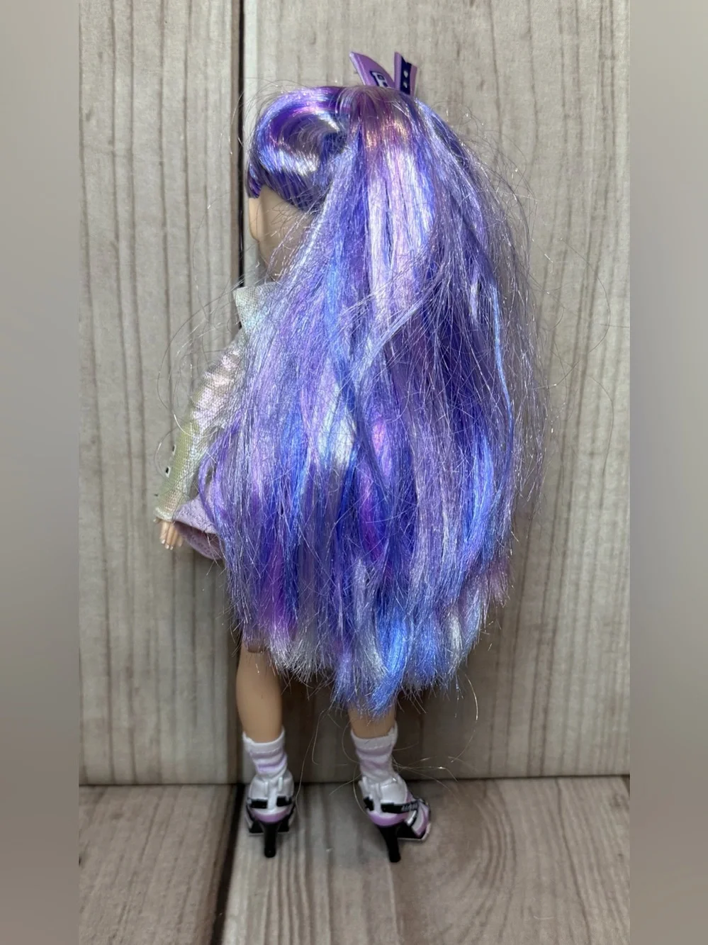 Rainbow High Cheer Violet Willow Cheerleader Fashion Doll Purple